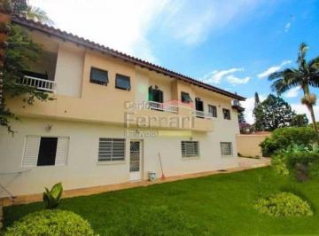 Casa · 450m² · 4 Quartos · 5 Vagas · CASA PARA LOCAÇÃO NO TREMEMBE.