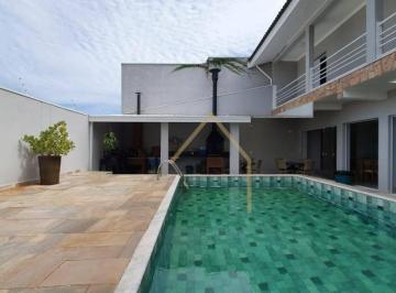 09a60c85be5d99090dd4fb2812c92743cb4a666a · CASA NO WERNER PLAAS COM 4 SUITES E PISCINA - LOCALIZAÇÃO PRIVILEGIADA!