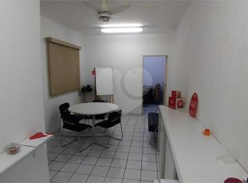 Área de Serviço · Prédio inteiro com 3 quartos à venda em Santana - SP