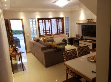 Casa · 132m² · 3 Quartos · 2 Vagas · Casa em condomínio fechado com 3 dormitórios, 3 suítes a venda na Vila Mazzei.