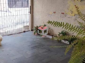 Casa · 256m² · 6 Quartos · 3 Vagas · Terreno com duas casas no total de 256 metros no bairro do Rudge Ramos em São Bernardo do Campo/SP.