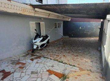 71002_i26i21_71002673de42c7b92f.jpg · CASA COM 2 QUARTOS SENDO 1 SUÍTE BAIRRO VILA SANTANA
