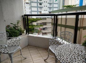 Varanda · Apartamento Padrão, Vila Alzira a uma quadra da praia das Astúrias