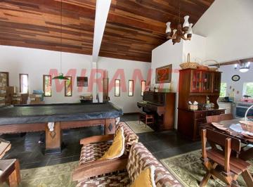 5c562b0a37b9a3b1bd10b5ec1661ae90.jpg · Sobrado de 237m² com 3 quartos