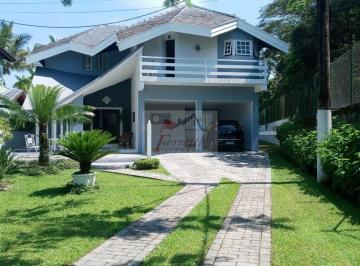Casa · 400m² · 4 Quartos · 4 Vagas · Casa em Condomínio