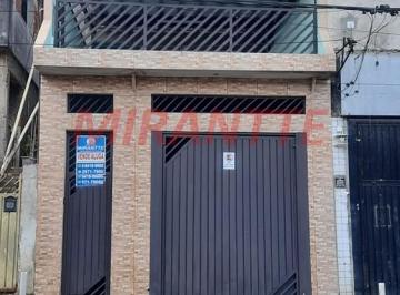 70f075eb823c394c285e76a15e8f72b3.jpg · Sobrado de 180m² com 3 quartos