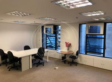 Comercial · 42m² · 1 Vaga · Oportunidade Única: Imóvel Comercial no Coração do Brooklin Paulista!