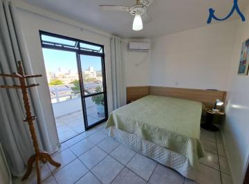 Foto 01 · Cobertura de 2 quartos com suíte e linda vista mar!