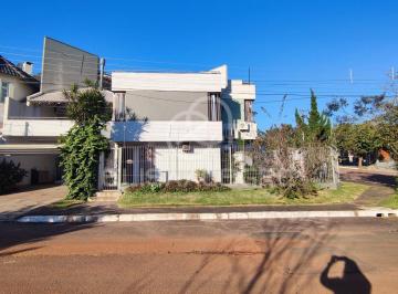 Casa · 174m² · 3 Quartos · 2 Vagas · Casa Sobrado 3 quartos com suíte Master em Canoas