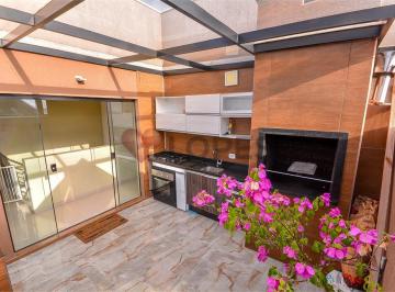 Casa de 4 quartos, Curitiba · Sobrado em Condomínio no Novo Mundo 4 quartos 2 suíte 3 vagas 236 m²