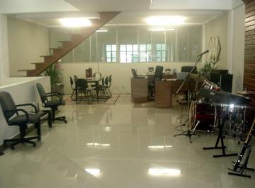 7511_ip7j5H6218D7xD1Z_75116035429e8bf2a.jpg · Oportunidade Única! Espaço Comercial Impecável de 293m² - Ideal para Seu Negócio!