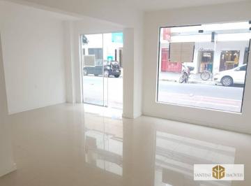 e0df868d241d43f5b1a4d7b72fb53b45fa421567 · Sala comercial térrea, com 42,13m², à venda no Centro de Balneário Camboriú.