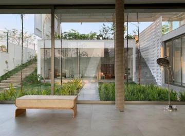 Casa · 750m² · 4 Quartos · 5 Vagas · Casa de Alto Padrão em Condomínio Fechado com 4 suítes em Campinas