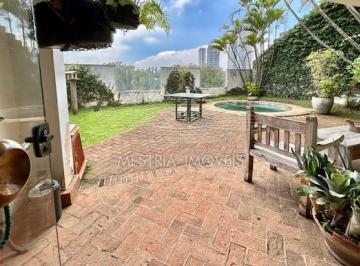 Casa · 234m² · 3 Quartos · 3 Vagas · Casa em condominio !!