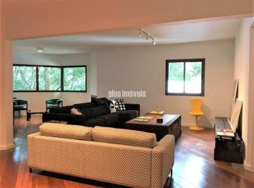 Apartamento · 246m² · 4 Quartos · 4 Vagas · EXCELENTE APARTAMENTO NO PANAMBY. CONFIRA!