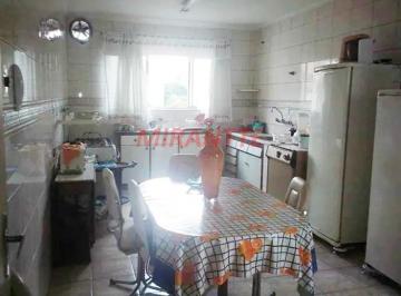cd03bd914cbefc4938fc085163df851f.jpg · Sobrado de 174m² com 3 quartos