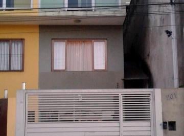 Casa · 90m² · 2 Quartos · 1 Vaga · Casa Sobrado em Jardim Pazini - Taboão da Serra