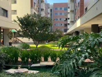 Apartamento de 3 quartos, Curitiba · APARTAMENTO 3 QUARTOS SUITE 2 VAGAS LUGAR COM MUITO VERDE AO REDOR 