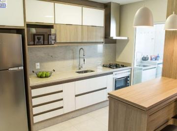Apartamento · 93m² · 3 Quartos · 1 Vaga · Residencial Veneziano - Apartamento Padrão para Venda em Centro Criciúma-SC