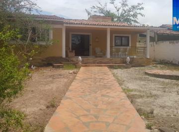 Casa de 3 quartos, Gravatá · Casa à venda em Gravatá-PE!