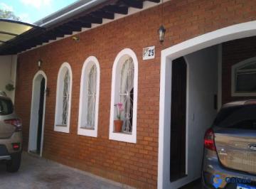 Garagem · Casa à venda no Jardim Itália em Jundiaí - SP