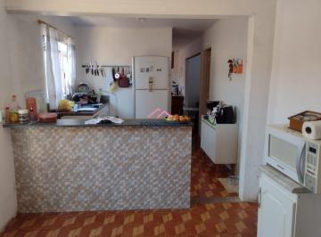 Foto 01 · Imóvel com 2 dormitórios, 1 banheiro, 1 sala, 1 cozinha, uma área comercial , 1 vaga de garagem cobe
