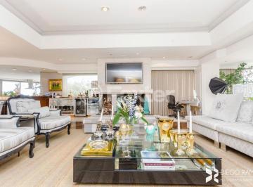 Apartamento · 538m² · 4 Quartos · 3 Vagas · Cobertura, 4 dormitórios, 538.5 m², em Petrópolis