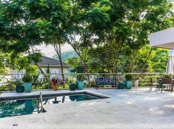 Casa · 641m² · 6 Quartos · 6 Vagas · Casa maravilhosa  em condomínio fechado e cercado de verde!