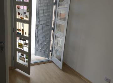 Casa de 2 quartos, São Paulo · Casa para alugar com 2 dormitórios e portão automático
