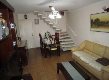 Casa · 77m² · 3 Quartos · 1 Vaga · Sobrado na região de Vila Maria Baixa, contendo 3 dormitórios, 1 vaga de garagem e terraço