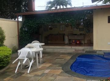 Foto 01 · Excelente casa com localização privilegiada na Vila Oliveira, Casa a venda na Vila Oliveira em Mogi