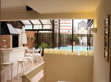 sala lareira churrasqueira · COBERTURA DUPLEX, PISCINA AQUECIDA, CHURRASQUEIRA, LAREIRA, 4 QUARTOS, DECORADA
