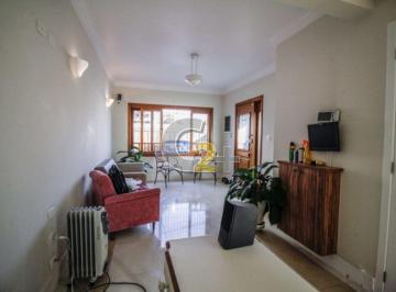 Casa · 180m² · 3 Quartos · 2 Vagas · Sobrado à venda no Alto da Lapa com 3 quartos, 1 suíte e 2 vagas