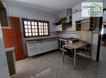 a5418a72b42287feab19378b8e6e3618a41d52d1 · Casa com 3 dormitórios à venda por R$ 650.000,00 - Centro - Carapicuíba/SP