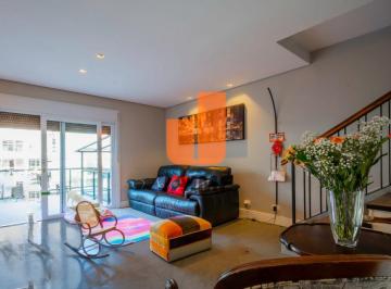 Casa · 146m² · 3 Quartos · 1 Vaga · Sobrado na Vila Madalena em rua tranquila e arborizada