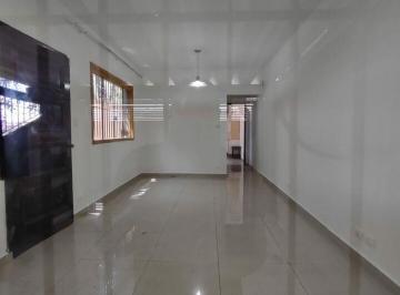 Casa · 160m² · 3 Quartos · 2 Vagas · Excelente Sobrado à Venda em Campo Grande - Próximo ao Marajoara!