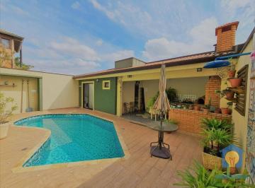 e7c7e879d92b5793fd0a80c7182c67f304b83170 · Casa com 3 dormitórios à venda, 400 m² por R$ 1.390.000,00 - Granja Viana - Jardim das Flores - Coti