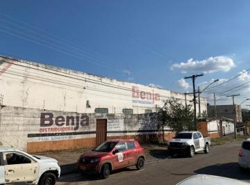 Foto 01 · Galpão comercial rústico que precisa de reformas para Locação na Rua Juiz de Fora, Qd 53, Lt 9/30, J