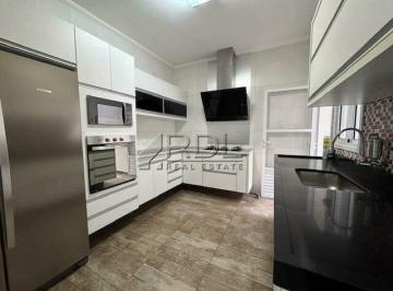 Casa · 150m² · 3 Quartos · 3 Vagas · SOBRADO ALTO PADRÃO PRONTO PARA MUDAR!