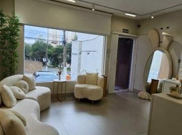 Casa · 230m² · 4 Quartos · 2 Vagas · Sobrado comercial á venda com 230 m2