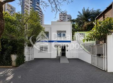 Comercial · 260m² · 3 Vagas · Casa comercial à venda e para locação no Paraíso com 260 m² e 6 salas no bairro Paraíso.