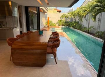 Casa · 498m² · 5 Quartos · 5 Vagas · Casa térrea com 05 suítes - Mobiliada