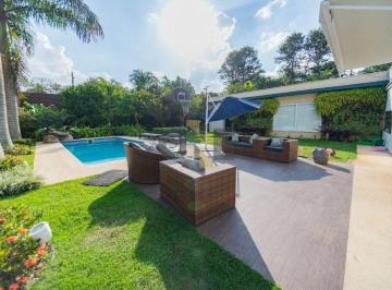 6804_iu9g6z_6804631b41ab182dc_ThjYWQ0Y2IzNTdj_o_wm.jpg · Casa com 4 dormitórios sendo 4 suítes à venda - Granja Viana - Cotia/SP