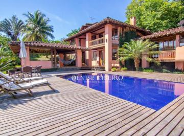 Casa à venda em Ilhabela com Escritura Definitiva-piscina · Casa à venda com Escritura Definitiva em Ilhabela