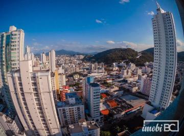 Vista do living · Apartamento com 4 dormitórios à venda por R$ 1.690.000,00 - Centro - Balneário Camboriú/SC