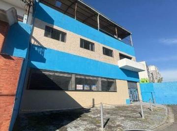 Comercial · 600m² · 6 Vagas · Prédio comercial com 450 de área construída!