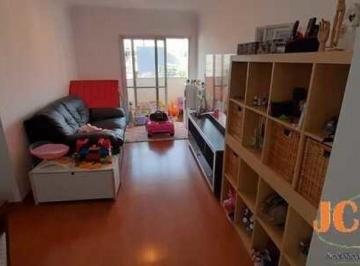Apartamento · 105m² · 3 Quartos · 1 Vaga · Apartamento com 105 m² de área útil, 1 vaga de garagem, amplo living, 3 dormitórios sendo 1 suíte.