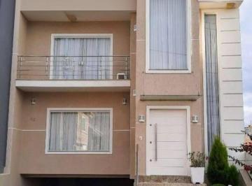 52889a414de76160a262c099359c3ec1eeecc74c · Casa em condomínio com 3 quartos sendo 1 suíte 2 vagas à venda-Mobiliada- Pinheirinho-Curitiba PR