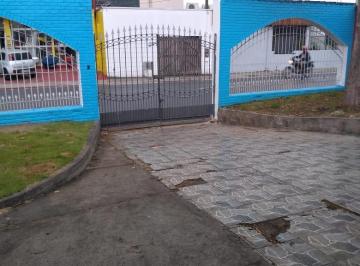 Casa de 3 quartos, Caraguatatuba · EXCELENTE CASA  NO CENTRO DE CARAGUATATUBA