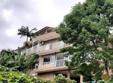 Imagem do Imóvel · Linda casa com 03 suítes amplas, pé direito alto, espaço gourmet !!!